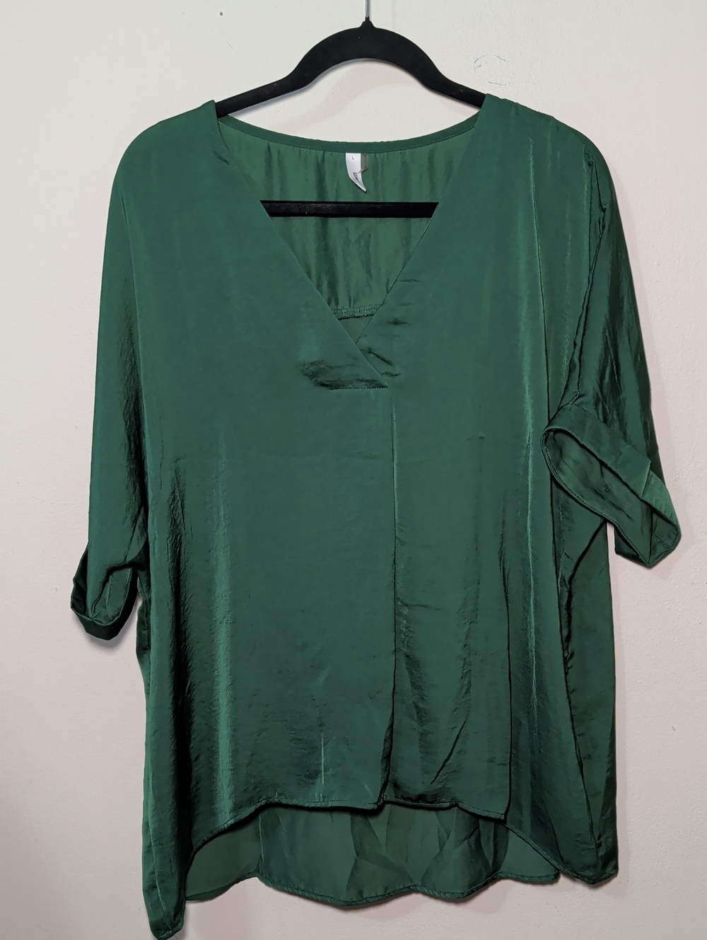 Glam V-Neck Satin-Look Blouse Green Oversized Cuffed Sleeves Women's Size L